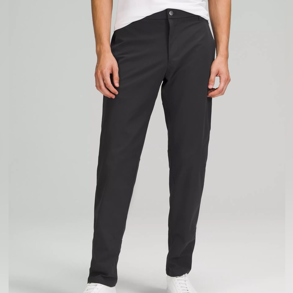 Lululemon Men’s Commissioner Pants - Grey